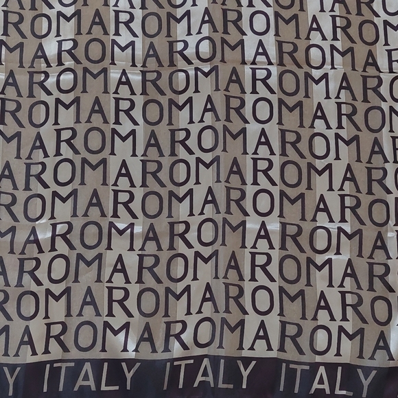 Scarf - Picture 2 of 4